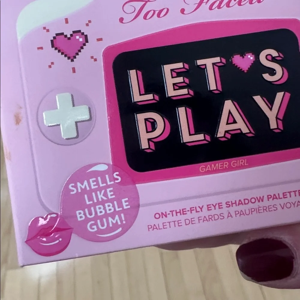 Too Faced Let’s Play On-The-Fly Eye Mini Eyeshadow Palette